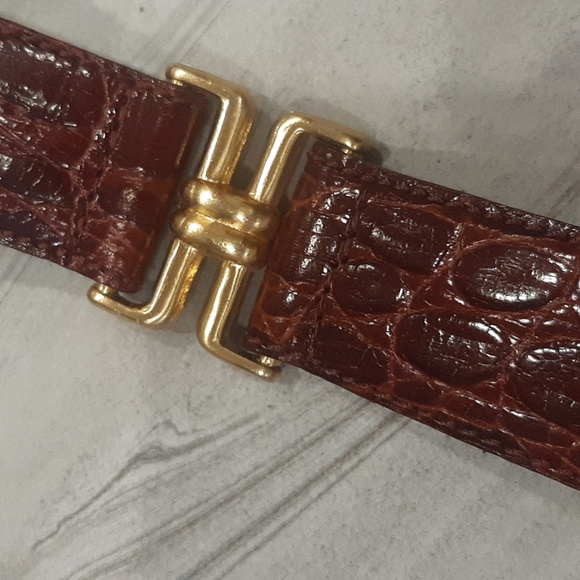 Liz Claiborne belt - Picture 2 of 13